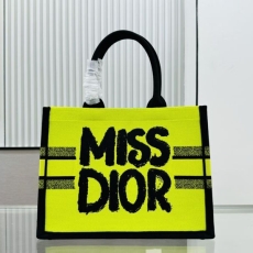 Christian Dior Shopping Bags